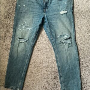 Men's Distressed Blue Jeans